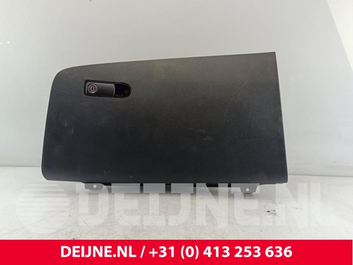 Mercedes Vito Handschuhfach O270287