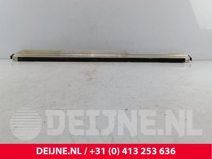 Volvo XC90 Querträger vorne O270396