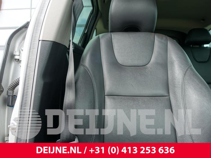 Volvo XC60 Sicherheitsgurt rechts vorne O270411