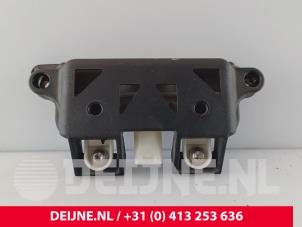 Tesla Model S Handgreep Achterklep O270410 foto 2
