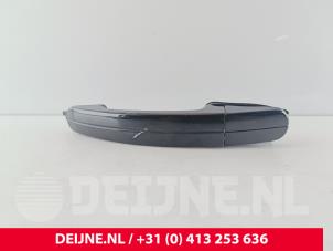 Gebruikte Schuifdeurgreep links Ford Transit Custom 2.0 TDCi 16V Eco Blue 130 Prijs € 36,30 Inclusief btw aangeboden door van Deijne Onderdelen Uden B.V.