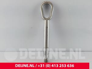 MG ZS Abschleppöse vorne O270449 foto 2