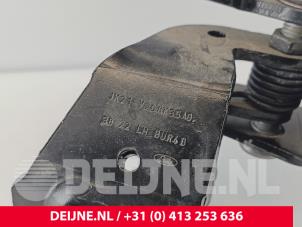 Ford Transit Custom Sliding door roller, left O270454 photo 3