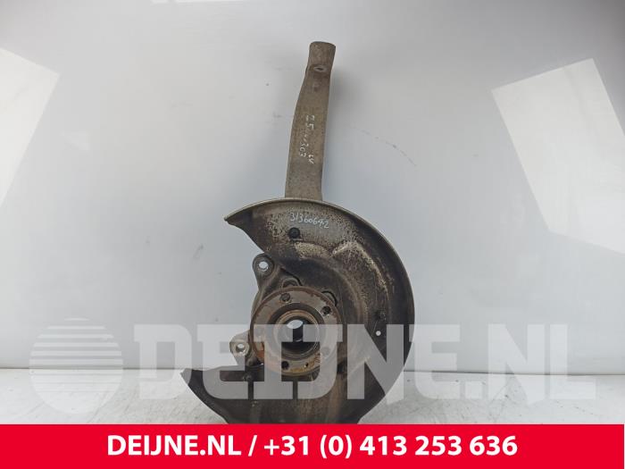 Volvo XC90 Achsschenkel links vorne O270490