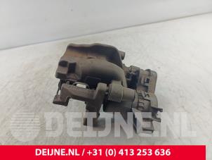Volvo XC90 Remklauw (Tang) links-achter O270537 foto 3