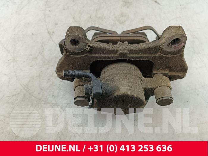 Volvo XC90 Front brake calliper, right O270540
