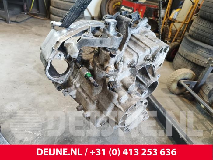 Volkswagen Transporter Versnellingsbak O270633