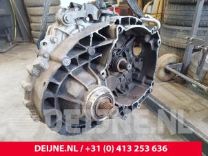 Volkswagen Transporter Getriebe O270633 foto 3