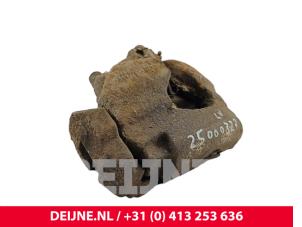 Volkswagen Transporter Bremszange links vorne O270673 foto 3