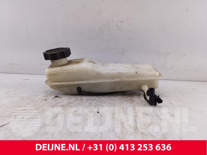 Hyundai H300 Expansion vessel O270867
