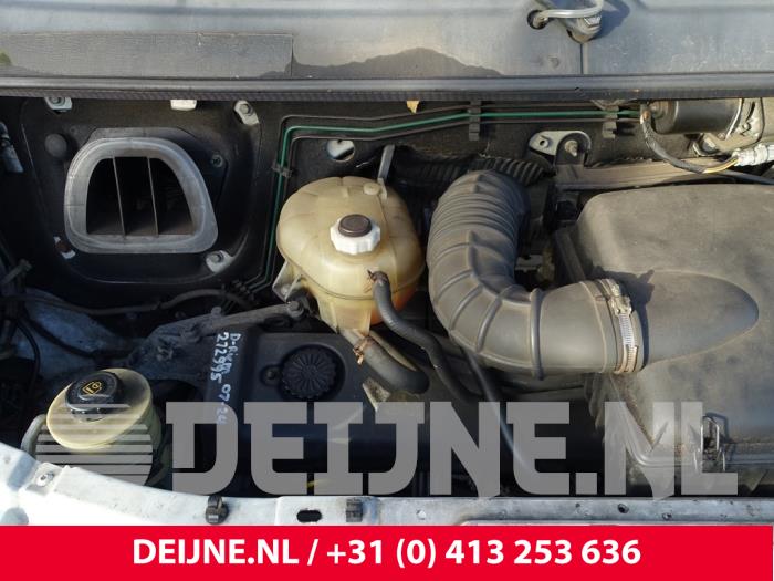 Gebruikte Motor Renault Master II (JD) 2.5 D Prijs € 907,50 Inclusief btw aangeboden door van Deijne Onderdelen Uden B.V.