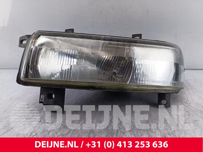 Renault Master Koplamp links O270996
