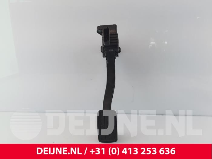 Toyota Pro-Ace Gaspedal O271028