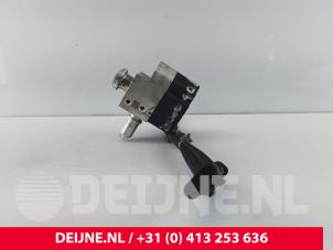 Volvo XC90 EGR Klep O271038 foto 2