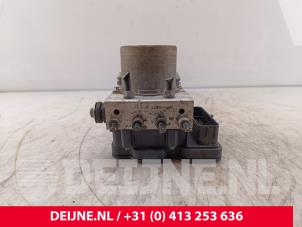 Gebruikte ABS Pomp Iveco New Daily VI 33S14, 35C14, 35S14 Prijs € 308,55 Inclusief btw aangeboden door van Deijne Onderdelen Uden B.V.