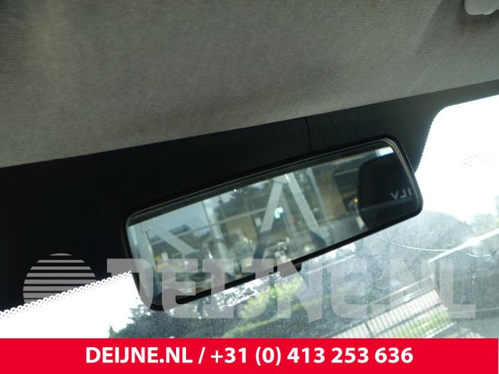 Iveco New Daily Binnenspiegel O271076