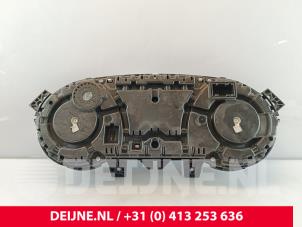 Iveco New Daily Kilometerteller KM O271093 foto 2