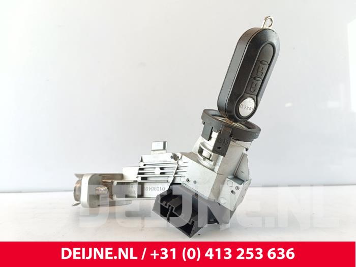 Iveco New Daily Zündschloss+Schlüssel O271094
