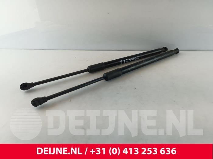 Volvo V60 Gasdemper Motorkap Set O271126