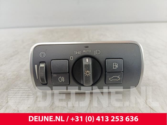 Volvo V70 Licht Schalter O271177