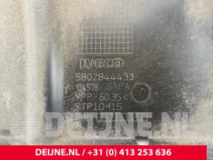 Iveco New Daily Engine protection panel O271211 photo 2