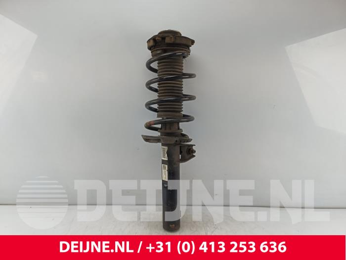 Volkswagen Caddy Stoßdämpferstrebe rechts vorne O271399