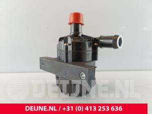 Seres 3 Zusätzliche Wasserpumpe O271767 foto 2