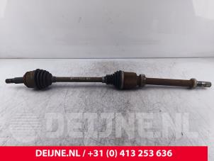 Gebruikte Aandrijfas rechts-voor Mercedes Citan (415.6) 1.5 109 CDI Prijs € 96,80 Inclusief btw aangeboden door van Deijne Onderdelen Uden B.V.