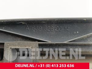 Mercedes Vito Third brake light O271897 photo 2