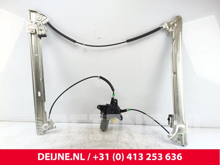 Mercedes Vito Fenstermechanik 2-türig links vorne O271937