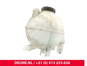 Mercedes Sprinter Expansion vessel O271992 photo 3