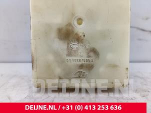 Citroen Berlingo Brake fluid reservoir O272040 photo 3
