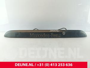 Gebruikte Sierstrip Mercedes Vito (447.6) 2.2 114 CDI 16V Prijs € 60,50 Inclusief btw aangeboden door van Deijne Onderdelen Uden B.V.