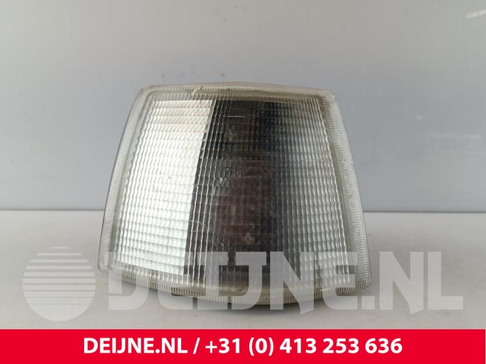 Volvo 9-Serie Front wing indicator, right O272138