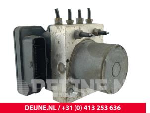 Iveco New Daily ABS Pumpe O272151 foto 2