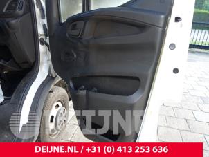 Iveco New Daily Portier 2Deurs rechts O272166 foto 2