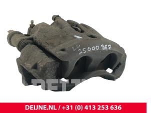 Iveco New Daily Bremszange links vorne O272169 foto 3