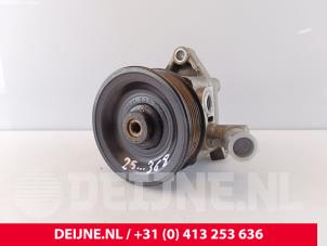 Gebruikte Stuurbekrachtiging Pomp Iveco New Daily VI 33S14, 35C14, 35S14 Prijs € 127,05 Inclusief btw aangeboden door van Deijne Onderdelen Uden B.V.