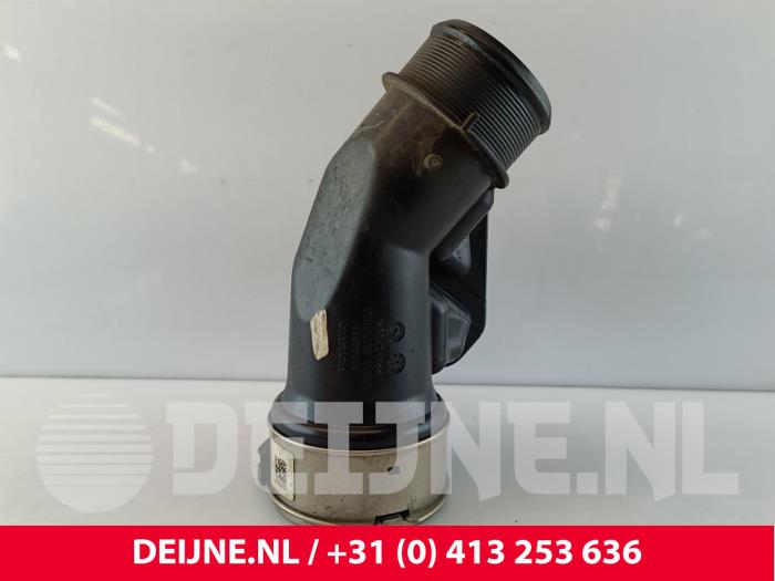 Gebruikte Intercooler Buis Volvo V60 II (ZW) 2.0 T5 16V Prijs € 50,00 Margeregeling aangeboden door van Deijne Onderdelen Uden B.V.