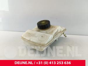 Gebruikte Expansievat Mercedes Vito (639.6) 3.0 122 CDI V6 24V Prijs € 48,40 Inclusief btw aangeboden door van Deijne Onderdelen Uden B.V.