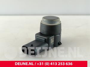 Gebruikte Sensor PDC Mercedes Vito (639.6) 2.2 113 CDI 16V Euro 5 Prijs € 18,15 Inclusief btw aangeboden door van Deijne Onderdelen Uden B.V.