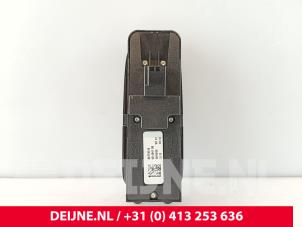 Volvo V50 Electric window switch O272313 photo 2