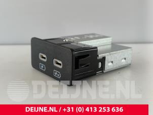 MG ZS AUX / USB-Anschluss O272442 foto 3