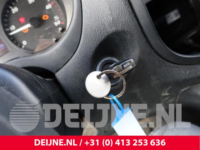 Mercedes Vito Kontaktslot+Sleutel O272487