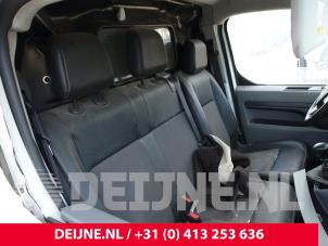 Toyota Pro-Ace Bank rechts vorne O272548 foto 2