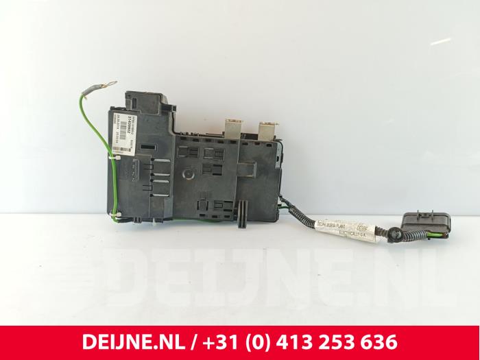 Gebruikte Delco Volvo V60 I (FW/GW) 2.4 D5 20V AWD Twin Engine Plug-in Hybrid Prijs € 80,00 Margeregeling aangeboden door van Deijne Onderdelen Uden B.V.
