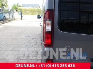 Renault Trafic Rücklicht links O272600 foto 2