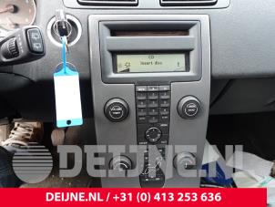 Gebruikte Display Interieur Volvo V50 (MW) 2.4 20V Prijs op aanvraag aangeboden door van Deijne Onderdelen Uden B.V.