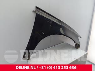 Volvo V50 Front wing, right O272775 photo 2