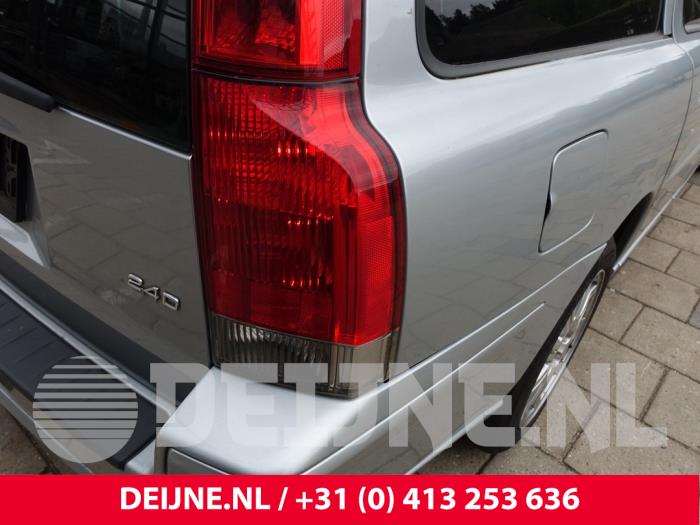Volvo V70 Rücklicht rechts O272821